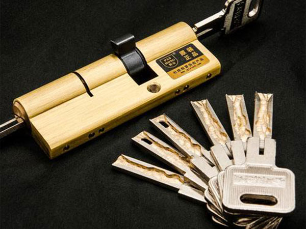 临城24小时上门开锁公司