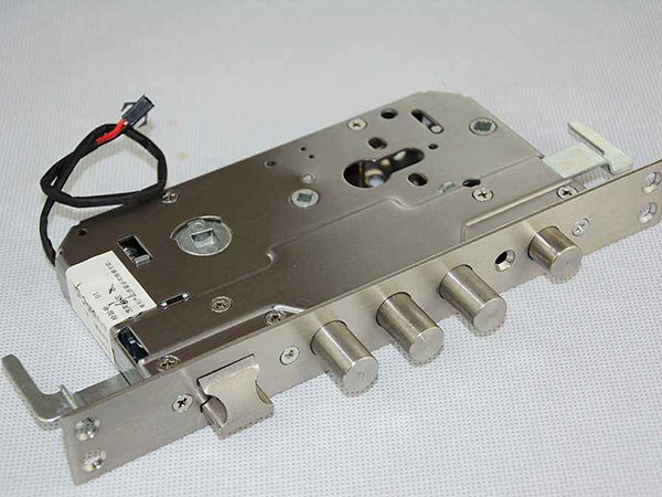 临城24小时上门开锁公司