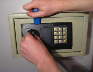 临城24小时上门开锁公司