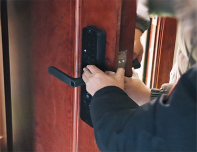 临城24小时上门开锁公司